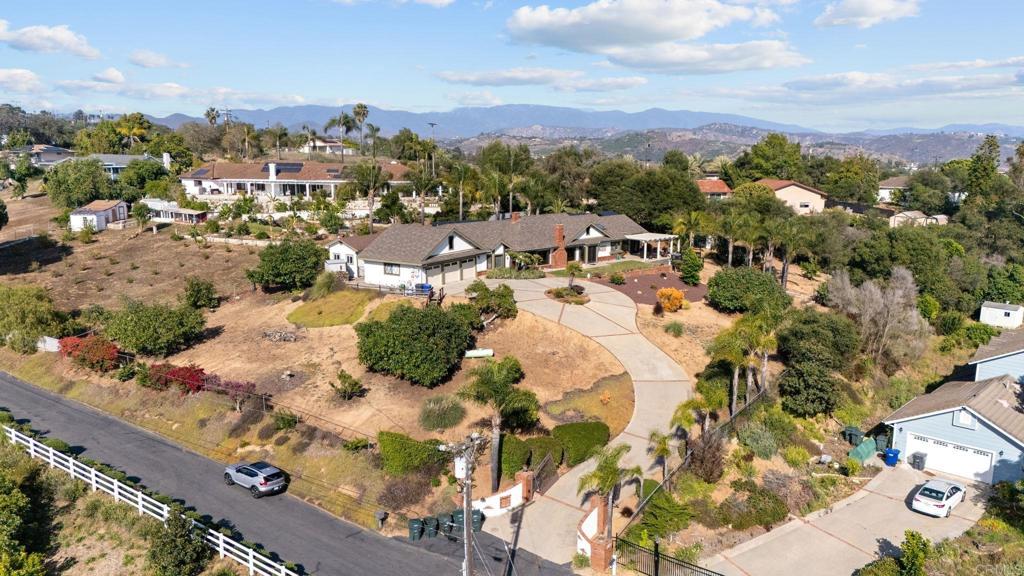 1674 Baja Vista Drive