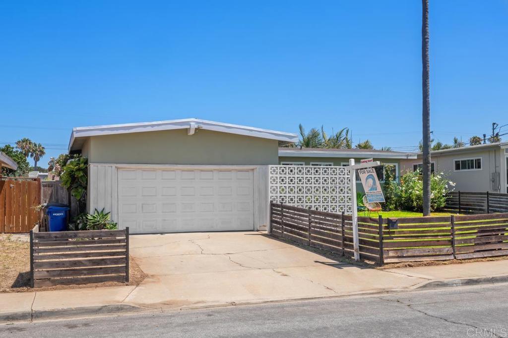 330 Donax Avenue
