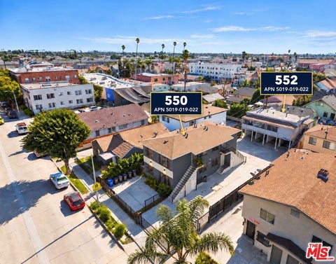 Photo of 550 W 41st Drive, Los Angeles, CA 90037 (MLS # 26989463)