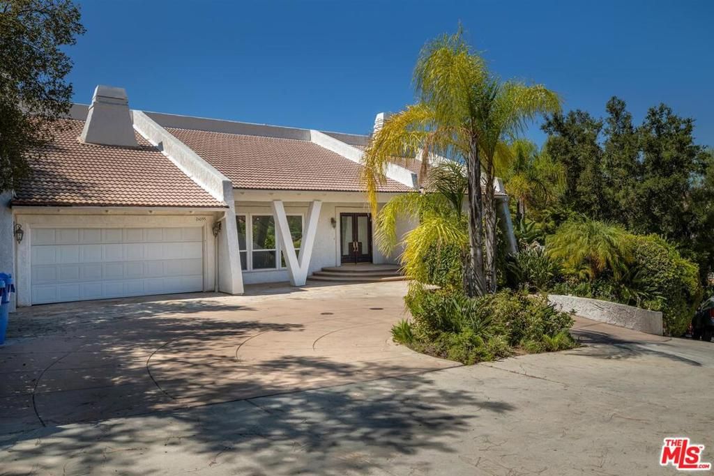 listing image 130726664367622633252