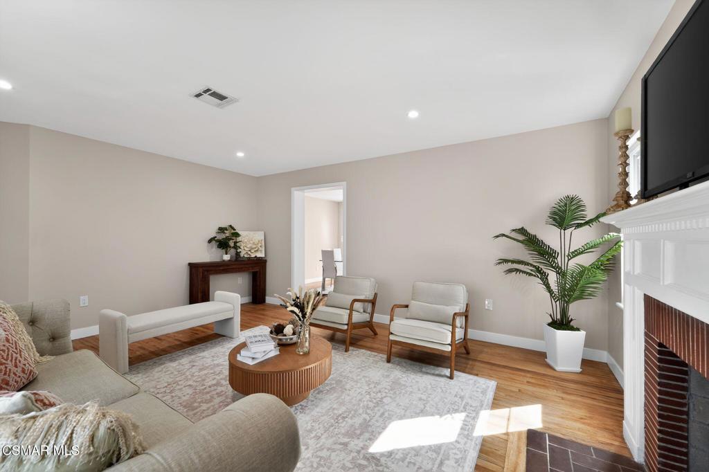 3722 Degnan Boulevard