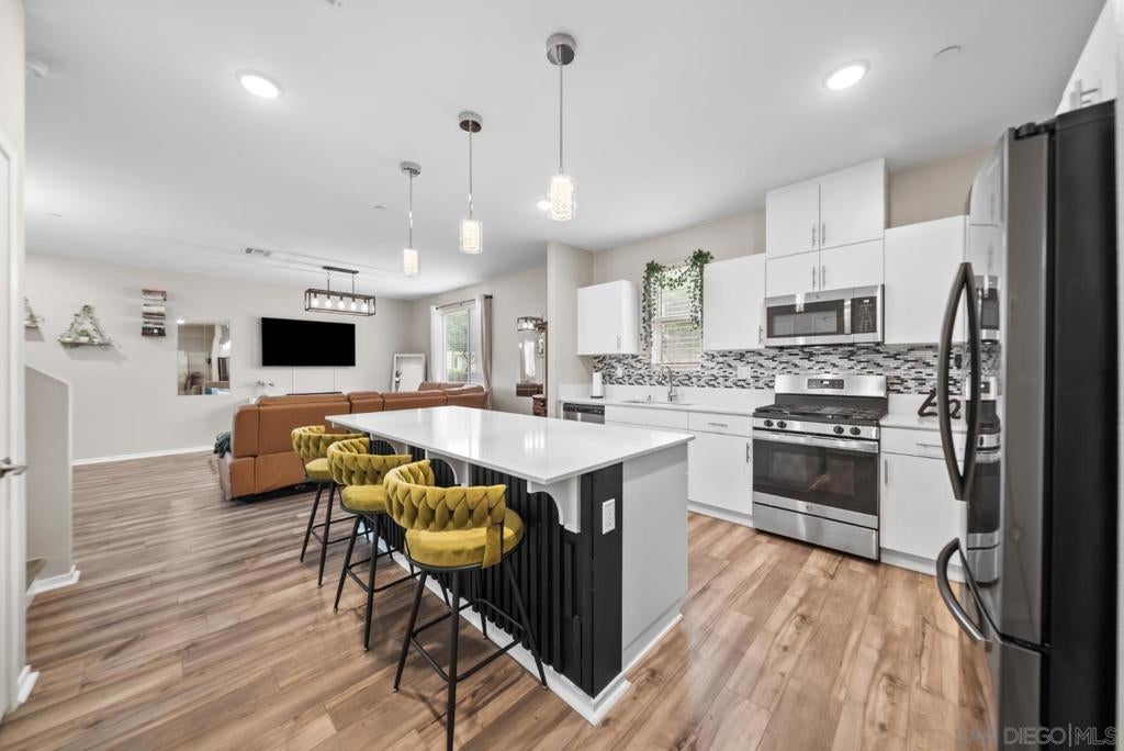 5223 Surfwalk Way