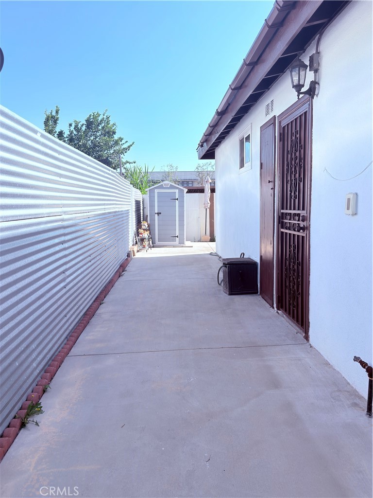 11724 Hemlock