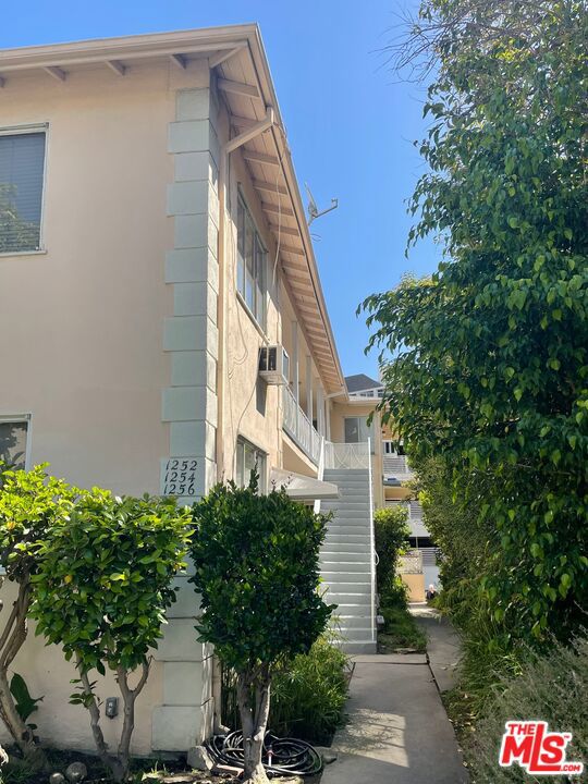 1252 Smithwood Drive