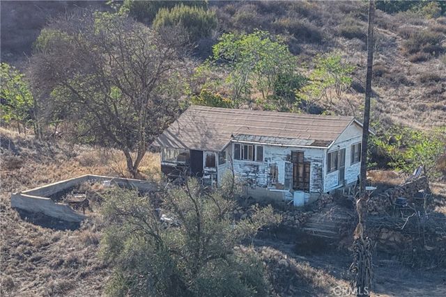 17751 Lake Mathews