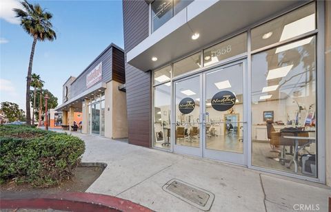 Photo of 1358 E Colorado Street, Glendale, CA 91205 (MLS # SR26054356)