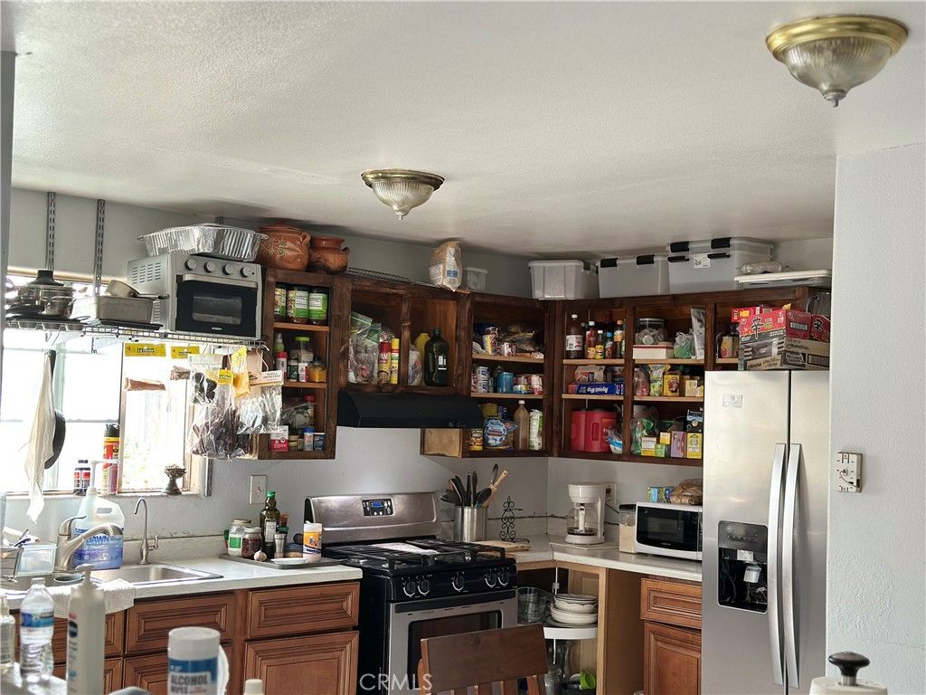 Photo of 1664 E 66th St, Los Angeles, CA 90001 (MLS # RS26081229)