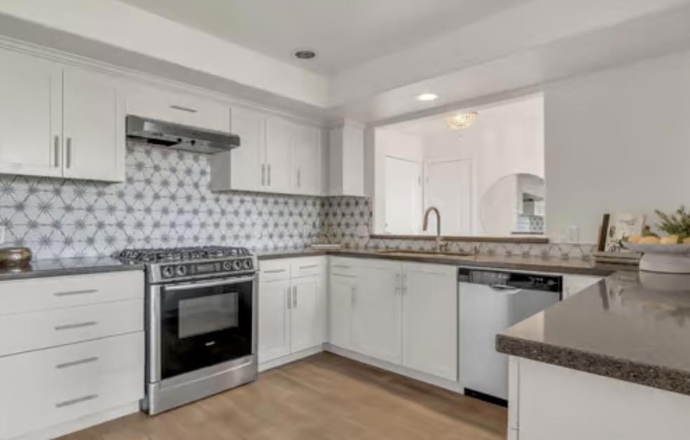 912 Campisi Way 402