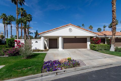 Photo of 80671 Cherry Hills Drive, La Quinta, CA 92253 (MLS # 219144647DA)