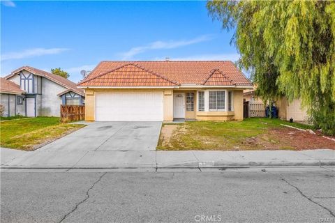 Photo of 4817 Harbor Court, Palmdale, CA 93552 (MLS # SR26048729)