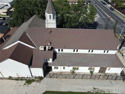 Photo of 7405 Normandie Avenue, Los Angeles, CA 90044 (MLS # SB26070341)