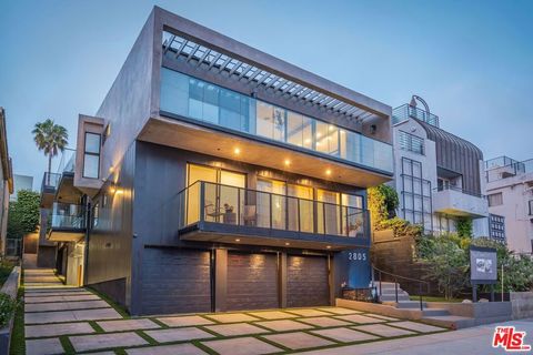 Photo of 2805 3rd Street #6, Santa Monica, CA 90405 (MLS # 26666239)