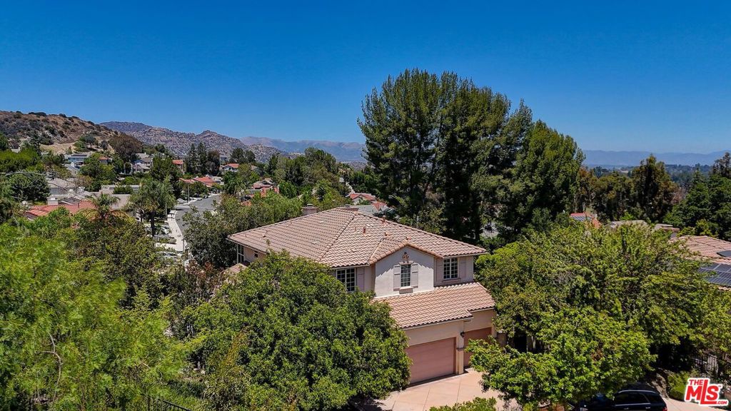 23863 Erin Place