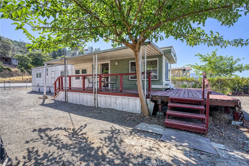 6541 E Highway 20