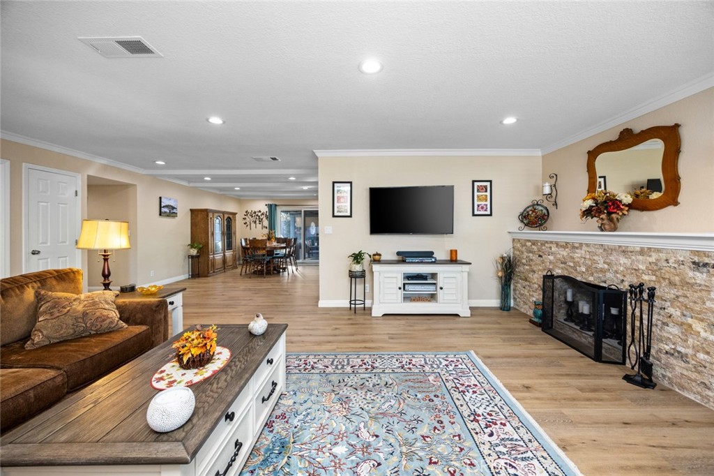 Casa Loma (CALO) - Residential