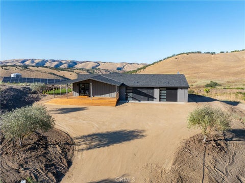 Tiny photo for 4475 Interlake RD, Bradley, CA 93426 (MLS # NS26110090)