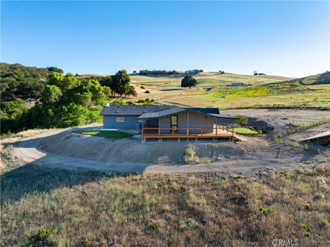 Tiny photo for 4475 Interlake RD, Bradley, CA 93426 (MLS # NS26110090)
