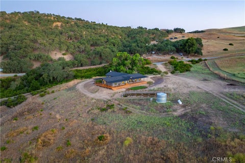 Tiny photo for 4475 Interlake RD, Bradley, CA 93426 (MLS # NS26110090)