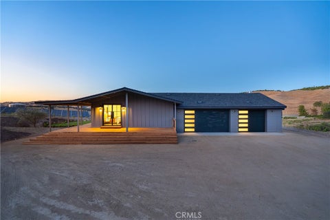 Tiny photo for 4475 Interlake RD, Bradley, CA 93426 (MLS # NS26110090)