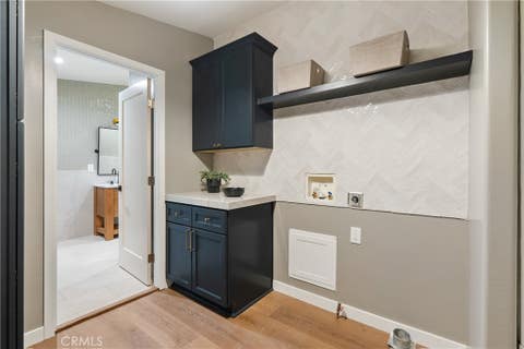 Tiny photo for 4475 Interlake RD, Bradley, CA 93426 (MLS # NS26110090)
