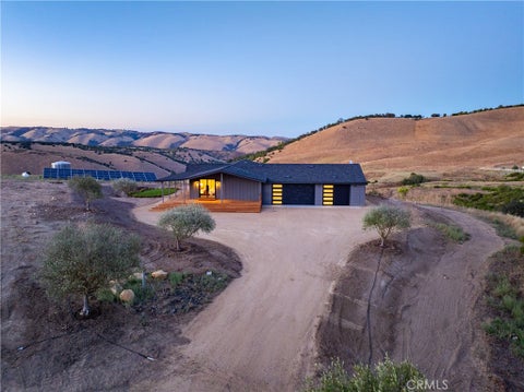 Tiny photo for 4475 Interlake RD, Bradley, CA 93426 (MLS # NS26110090)