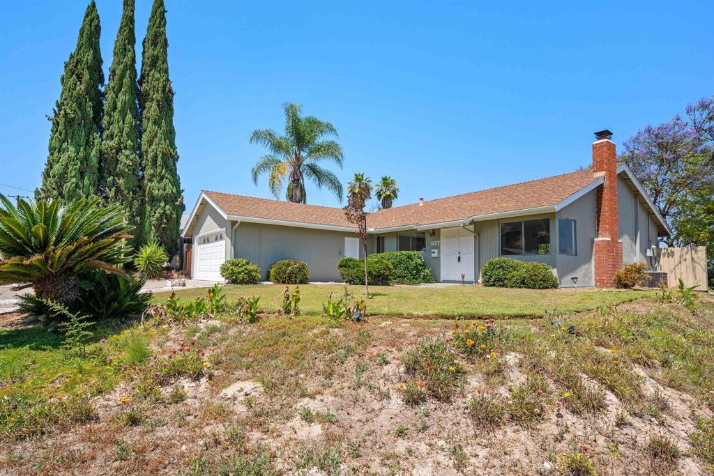 527 La Sombra Drive