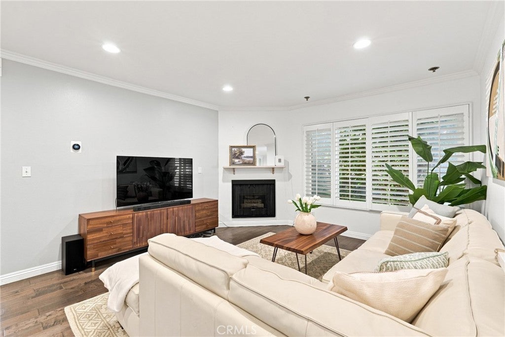 Photo of 1827 Greenfield Avenue #105, Los Angeles, CA 90025 (MLS # SB26175053)