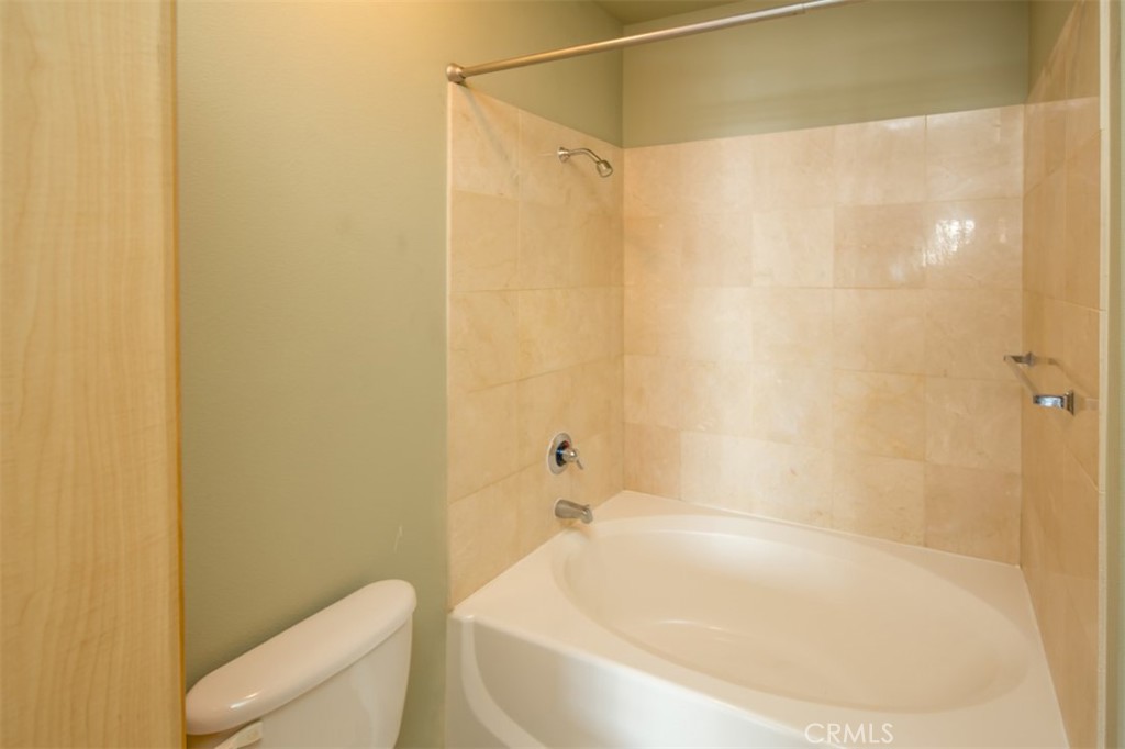 Downtown (DT) - Residential Lease