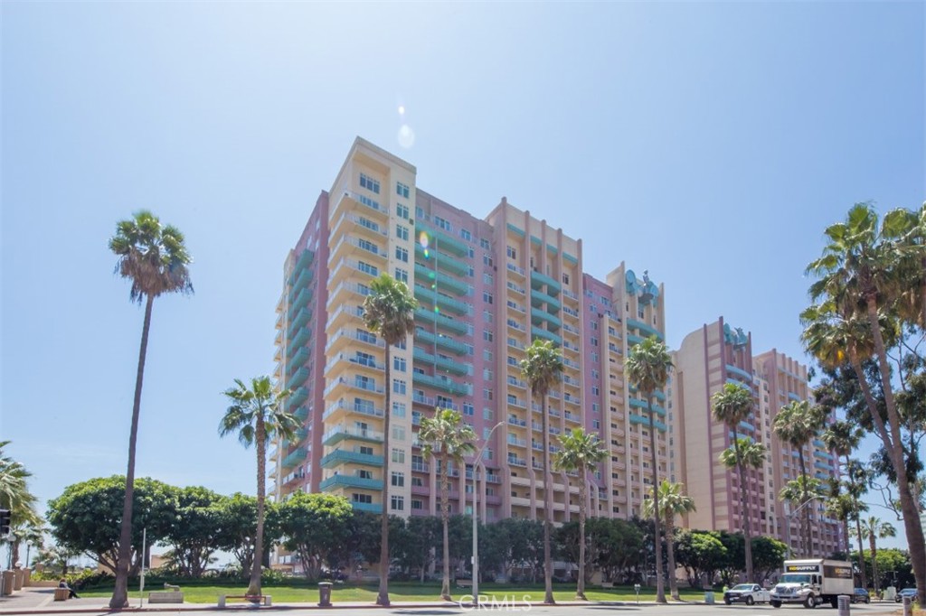 Downtown (DT) - Residential Lease