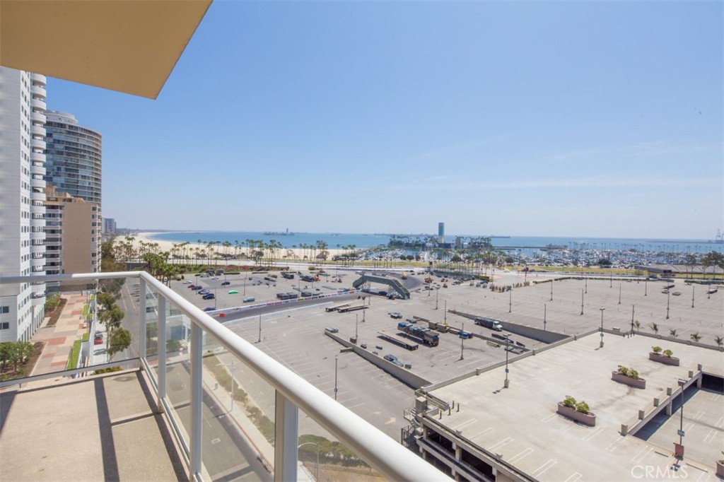 Downtown (DT) - Residential Lease