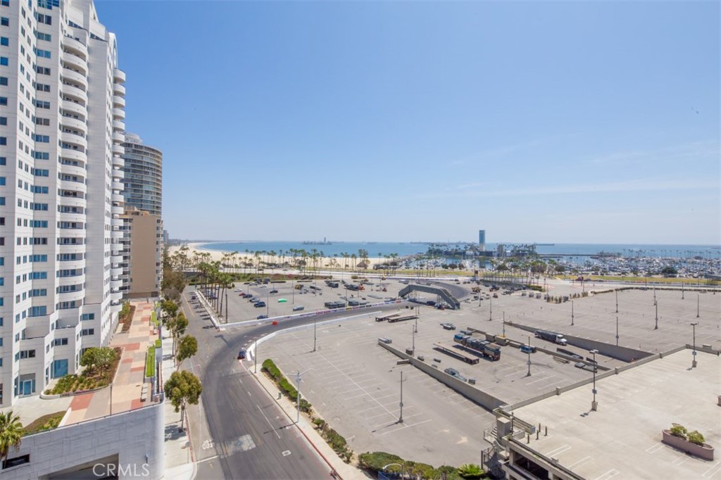 Downtown (DT) - Residential Lease