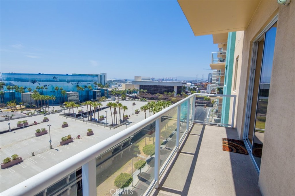 Downtown (DT) - Residential Lease