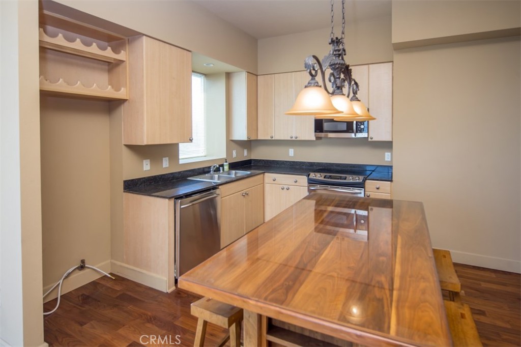 Downtown (DT) - Residential Lease