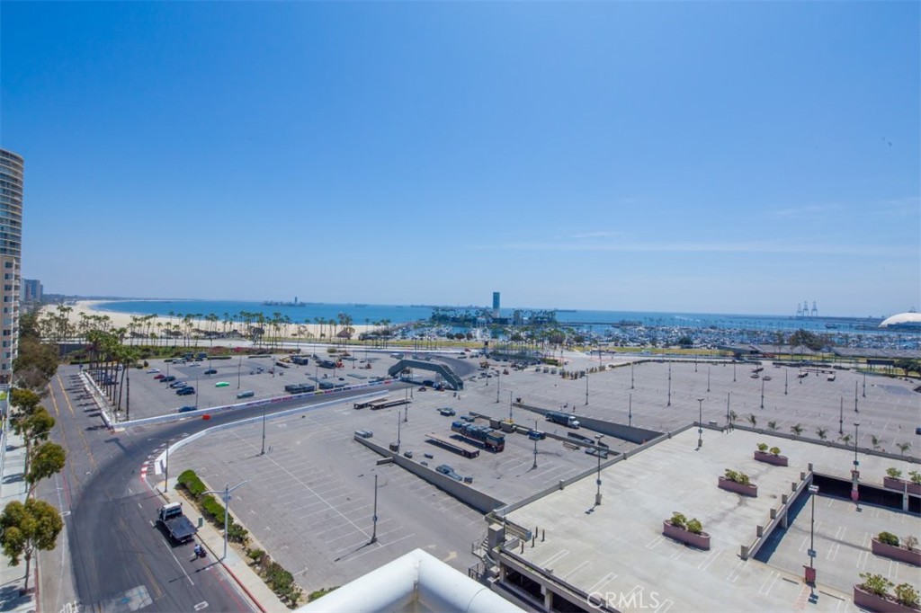 Downtown (DT) - Residential Lease