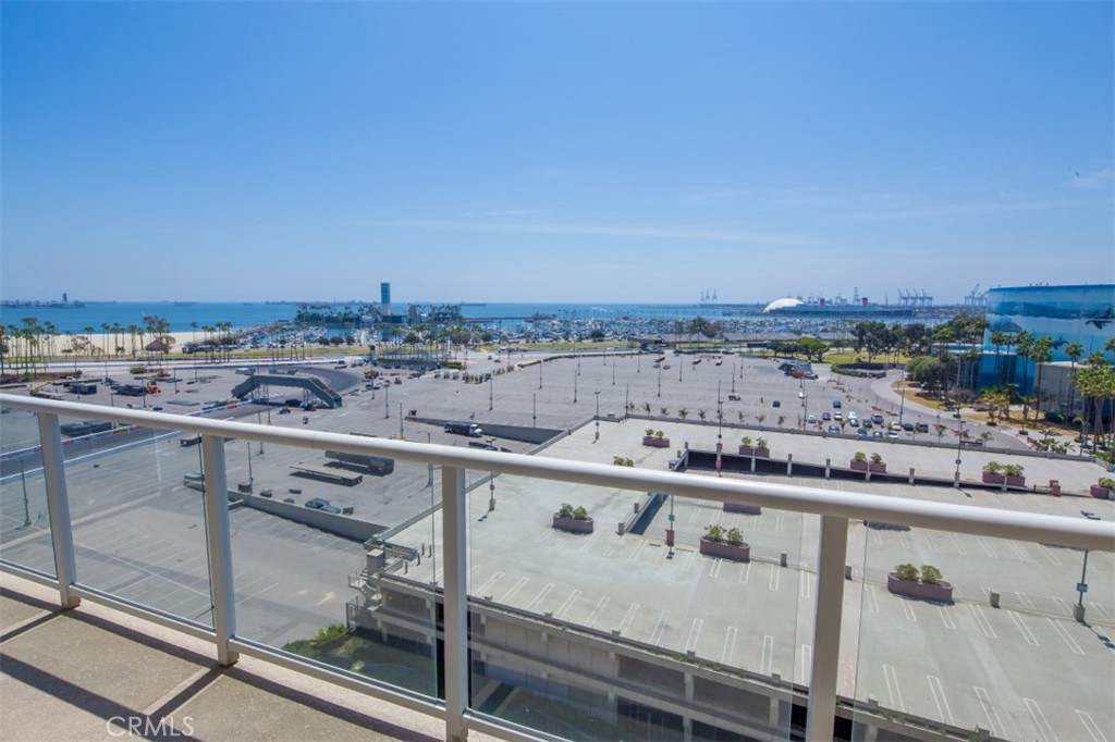 Downtown (DT) - Residential Lease