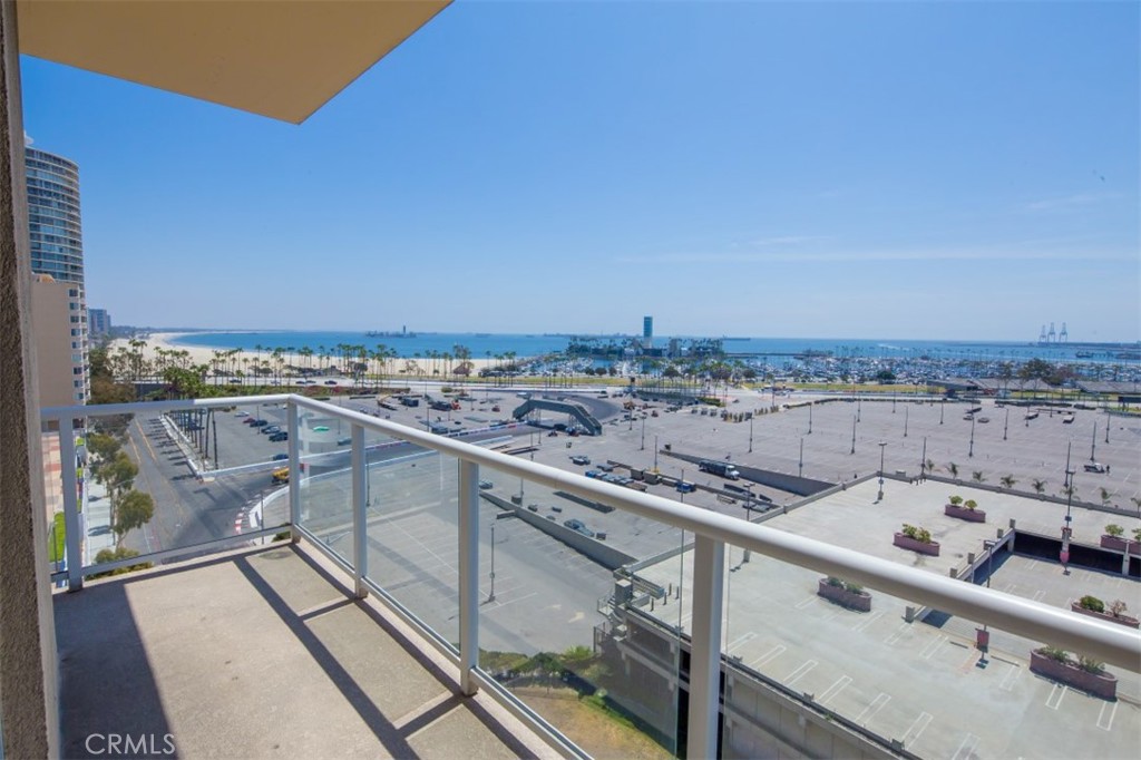 Downtown (DT) - Residential Lease