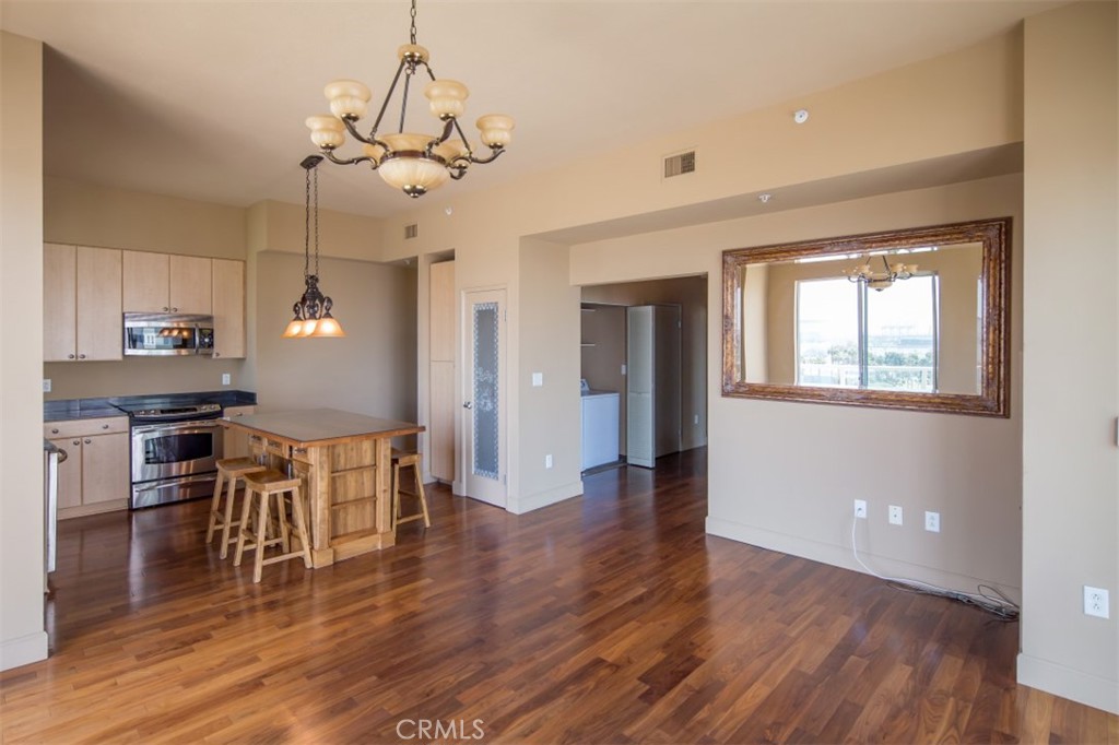 Downtown (DT) - Residential Lease