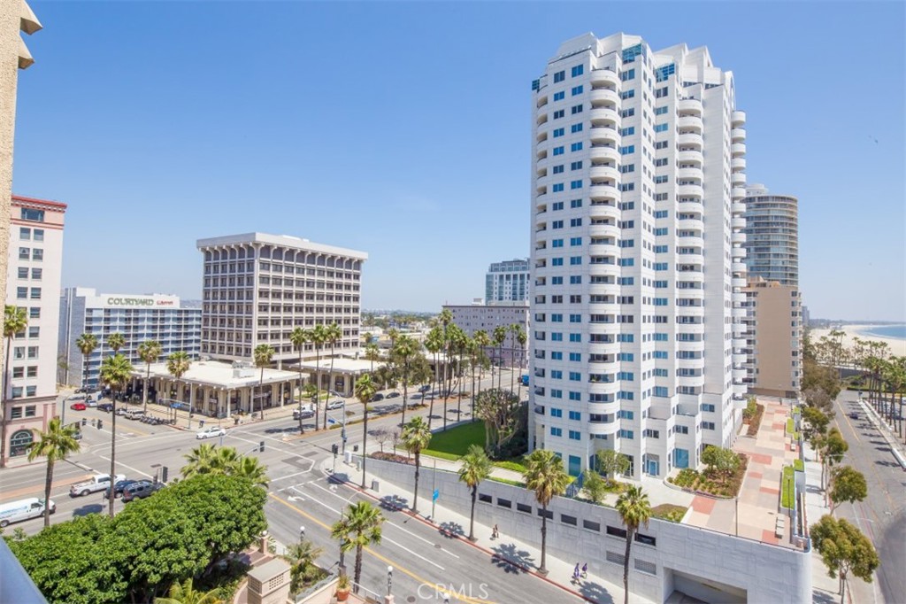 Downtown (DT) - Residential Lease