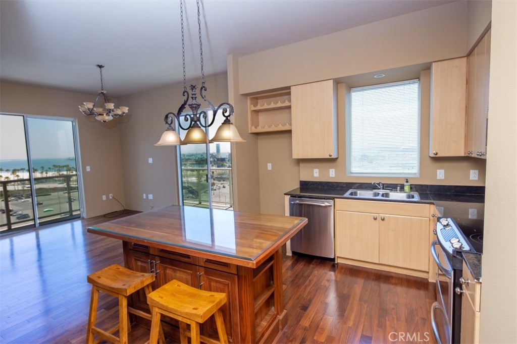 Downtown (DT) - Residential Lease