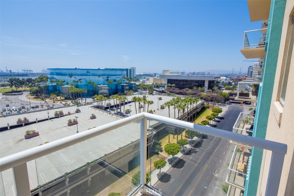 Downtown (DT) - Residential Lease