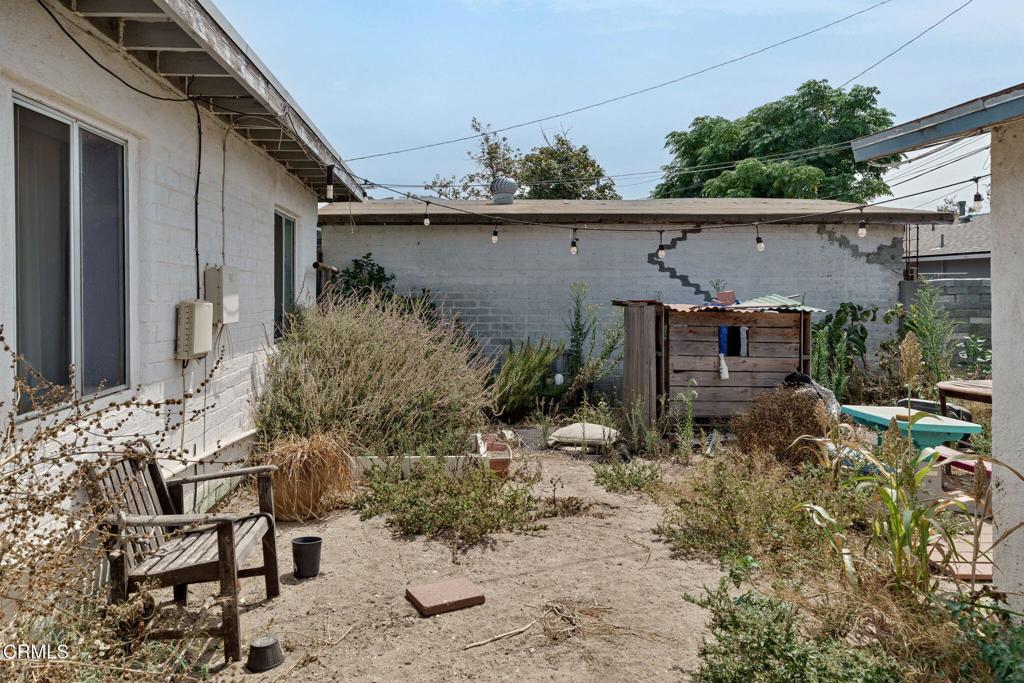 2577 Alvarado Street