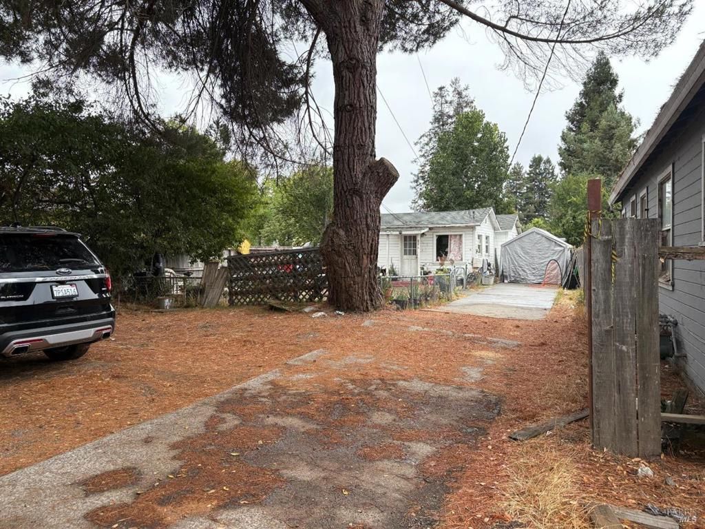 Photo of 929 Hendley Street, Santa Rosa, CA 95404 (MLS # ML82025667)
