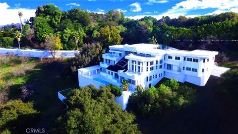 13200 Mulholland Drive Beverly Hills CA 90210