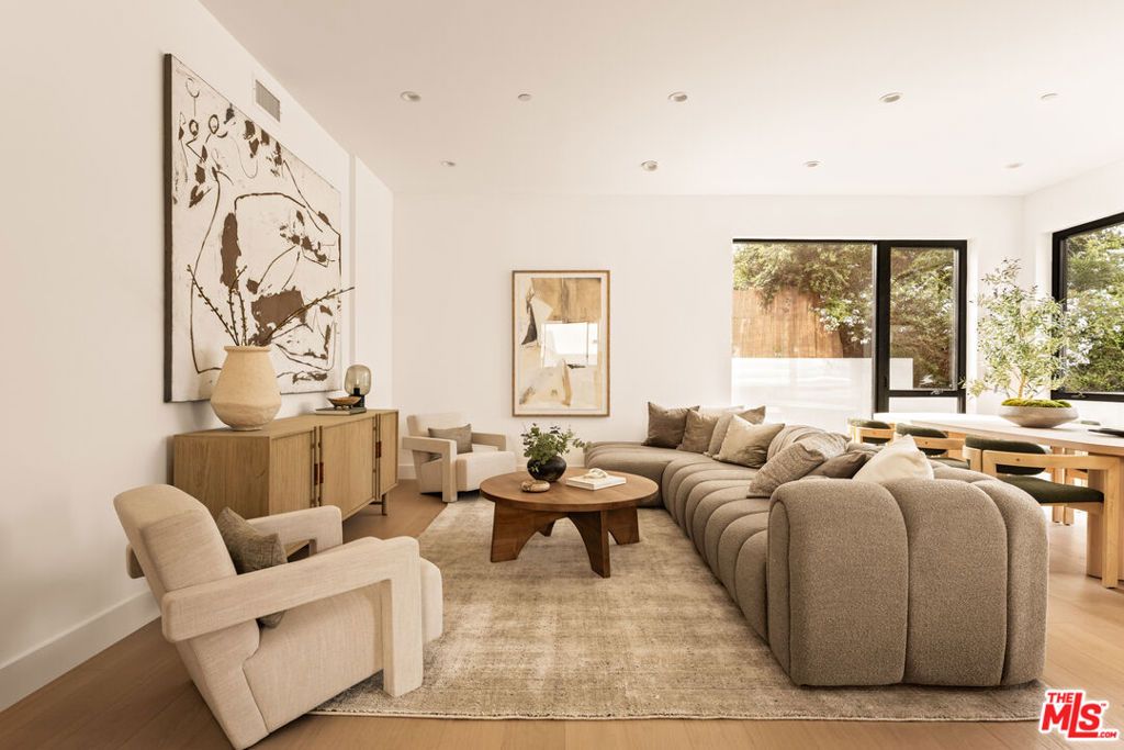 Photo of 2425 20th Street #A, Santa Monica, CA 90405 (MLS # 25602447)