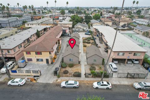 Photo of 636 W 81st Street #644, Los Angeles, CA 90044 (MLS # 26645693)