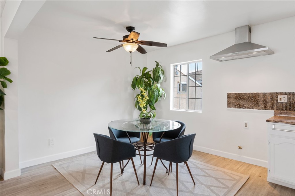 1124 W 123rd Street