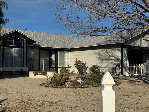 Photo of 2071 Candice Ave, Rosamond, CA 93560 (MLS # SR26013021)
