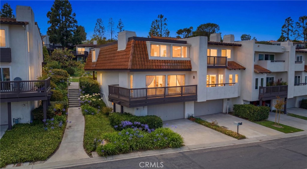 Photo 1 of 48 — 12 Cypress Way, Rolling Hills Estates, CA 90274