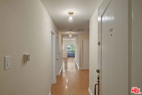 Photo of 923 Euclid Street #201, Santa Monica, CA 90403 (MLS # 26855055)