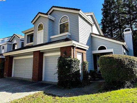 Photo of 112 Kingswood Cir Cir, Danville, CA 94506 (MLS # 41115551) Photo of 112 Kingswood Cir Cir, Danville, CA 94506 (MLS # 41115551)